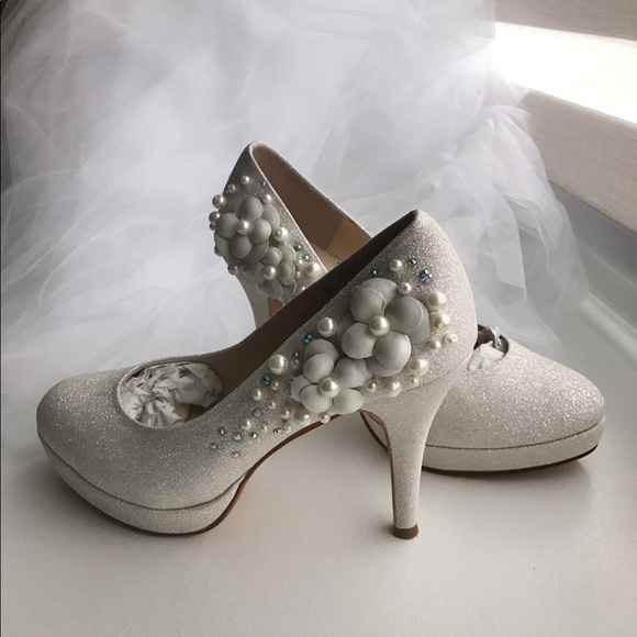 ORIN Cinderella Heels - Picture 2 of 3